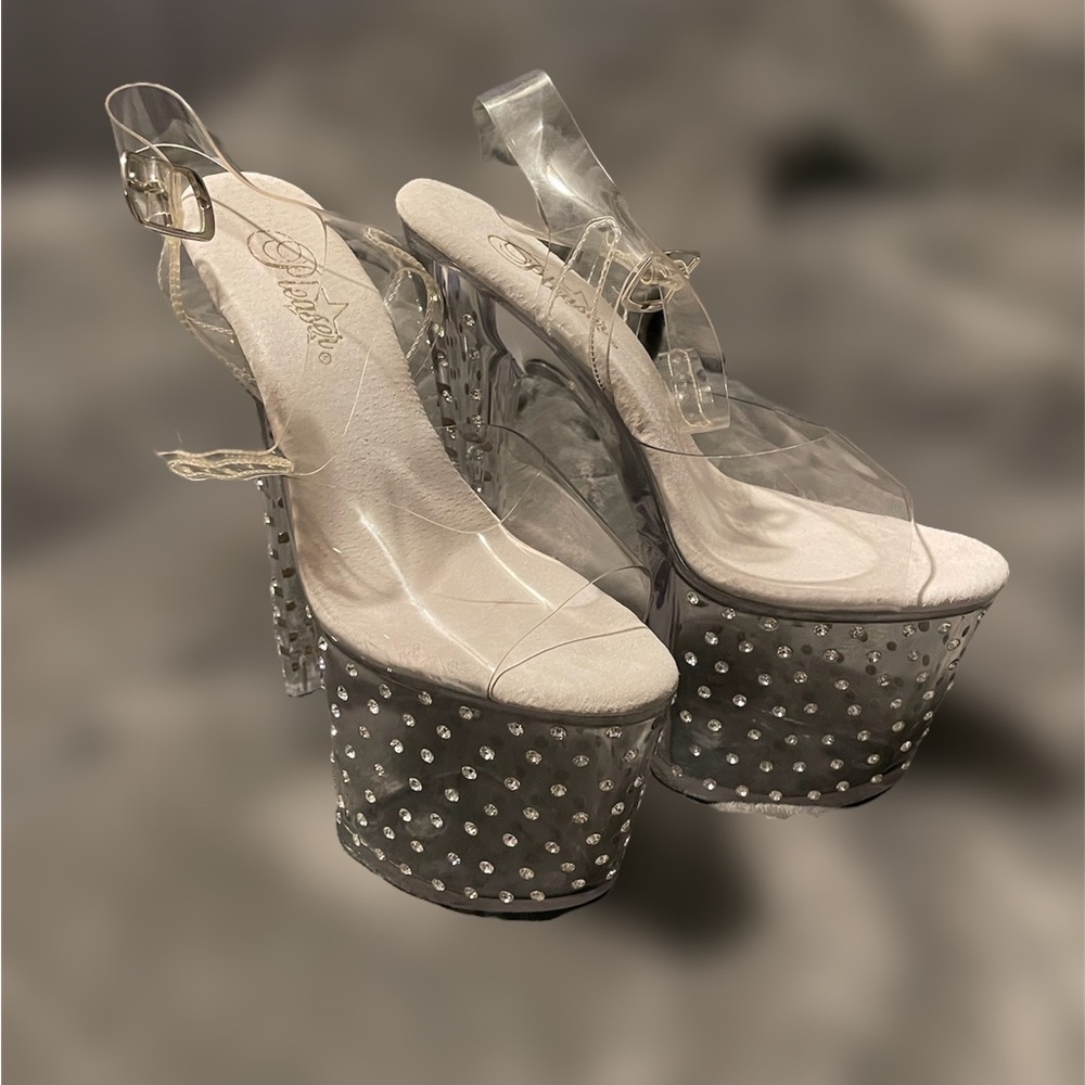 Clear rhinestone pleasers